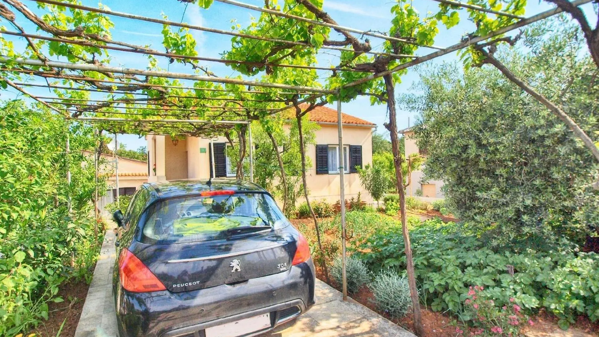 Apartment Ferienwohnung Fuer 4 Personen Ca 35 Qm In Pula-Fondole, Istrien Istrische Riviera Croatia